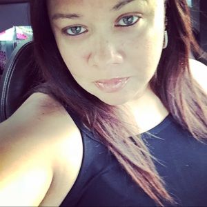 Meet your Posher, April